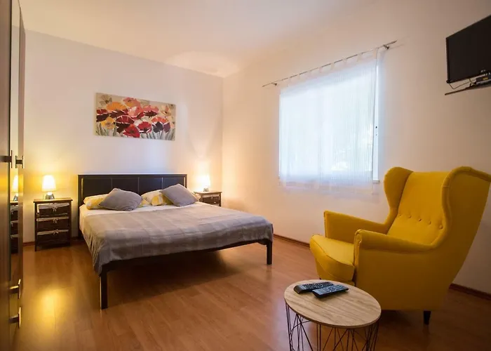 Apartments Zambarlin