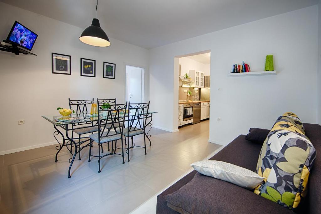 Apartment Zambarlin Komiza