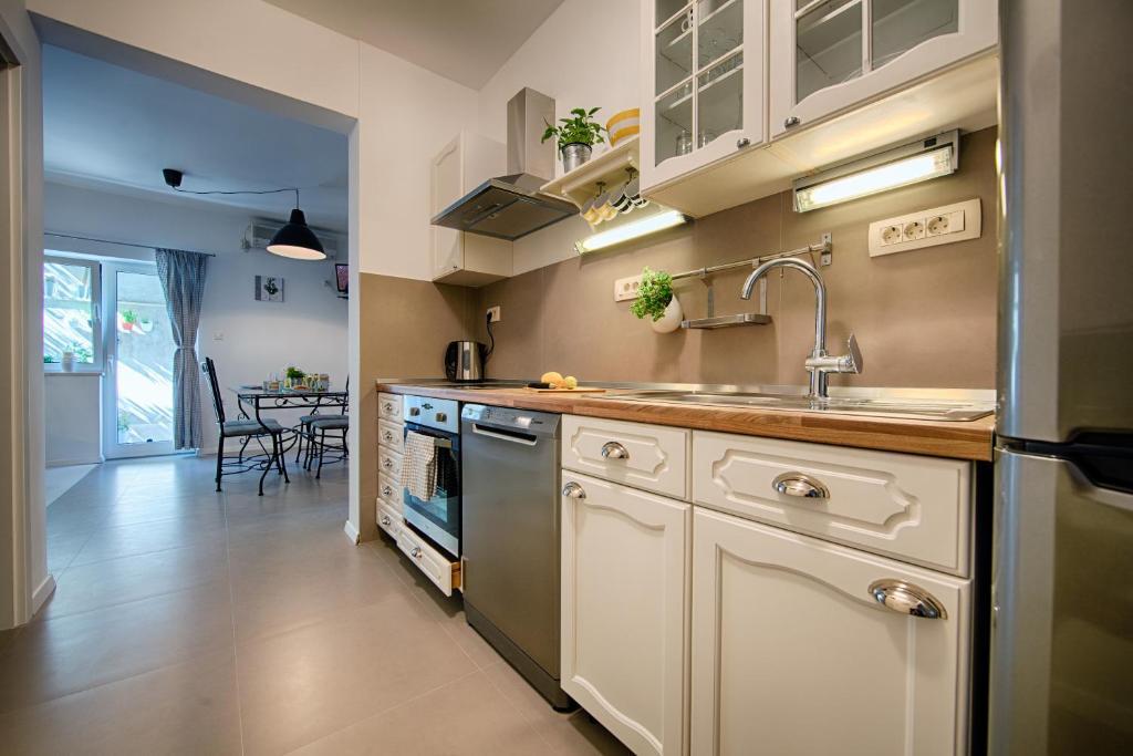 Zambarlin Apartment Komiza