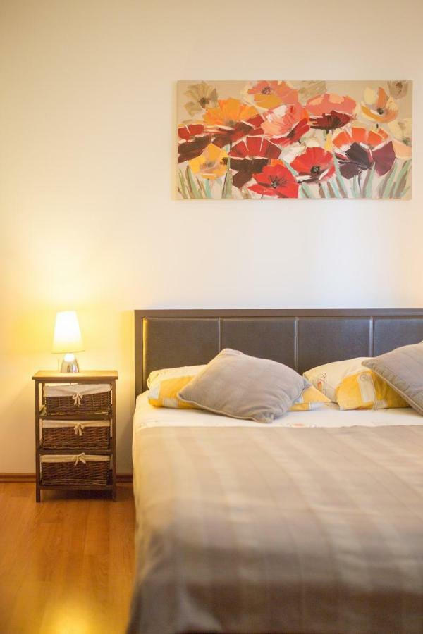 Zambarlin Apartment Komiza