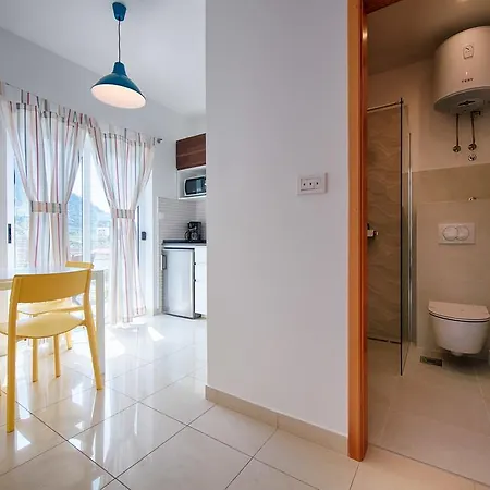 Apartments Zambarlin Komiza Exterior photo